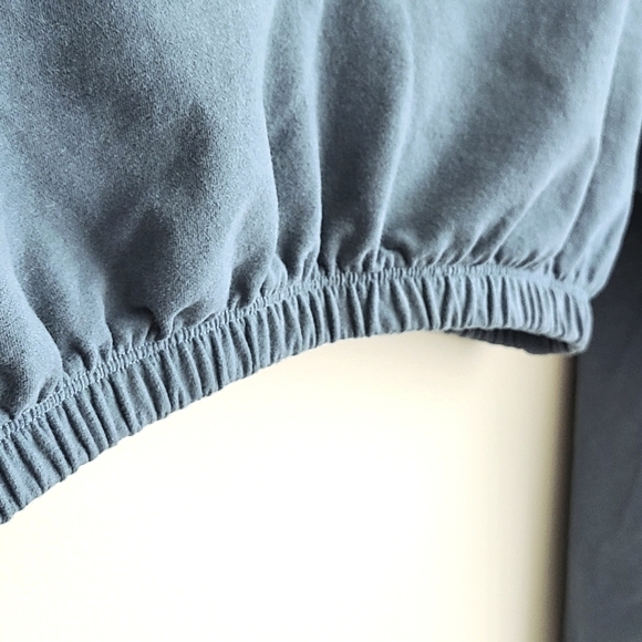 ECHT | Cropped Longsleeve Sweatshirt Top - Picture 4 of 7